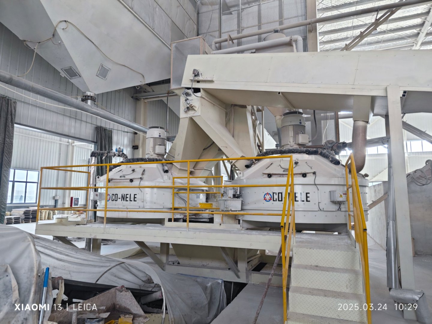 立軸行星式攪拌機(jī)